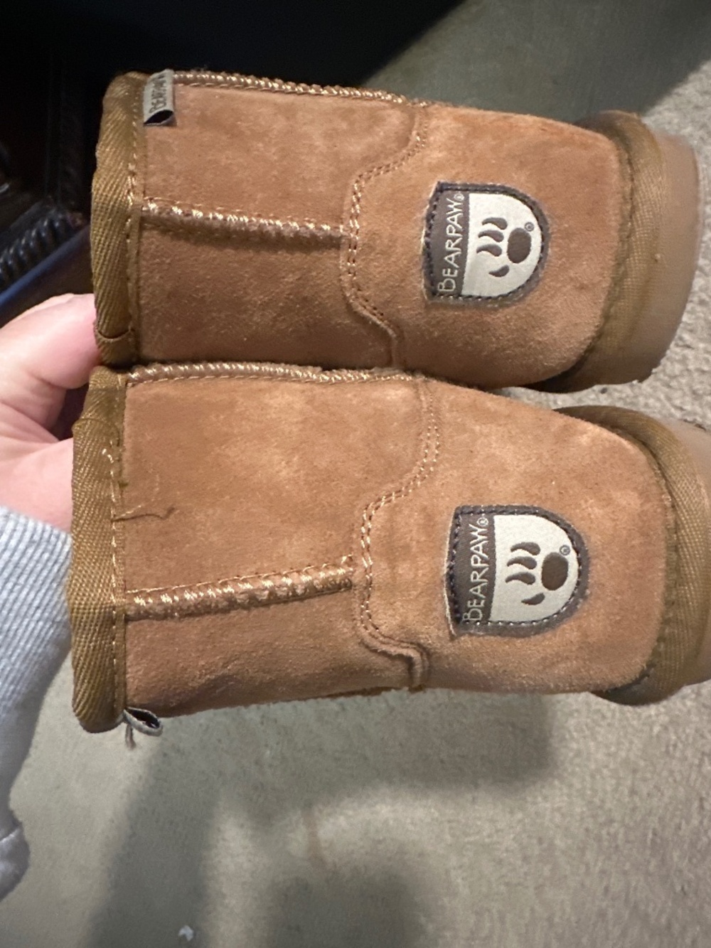 Bear paw boots size 8 women